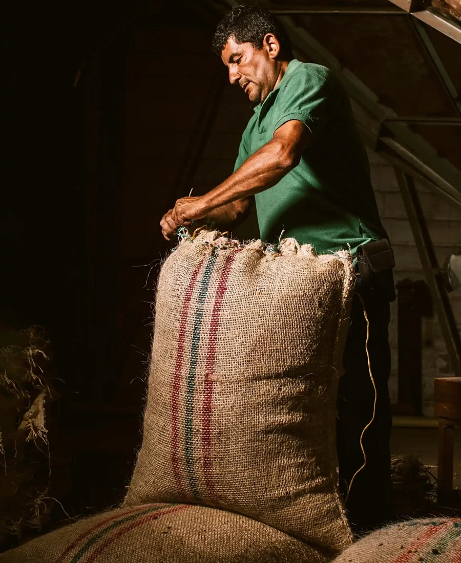 oscar-ferreira-comercializadora-de-cafe-y-cacao-colombiano-nuestras-raices